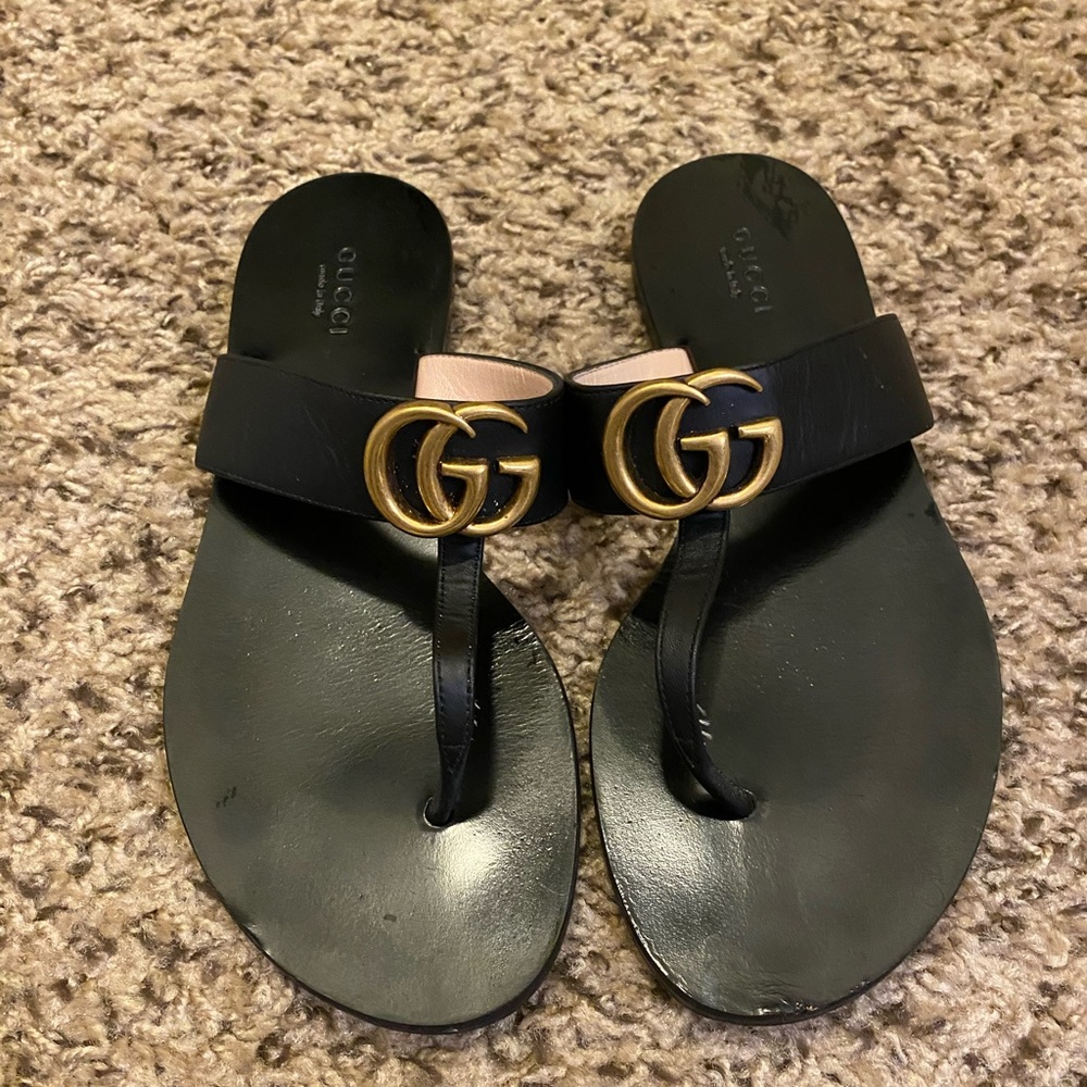 Gucci black sandals - used